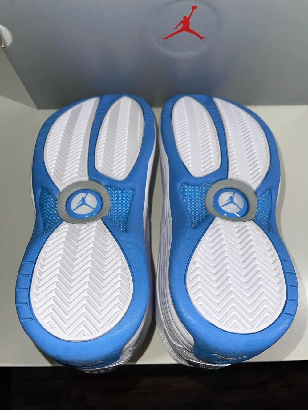 Jordan Jumpman Team 1 White University Blue Shoes / 9